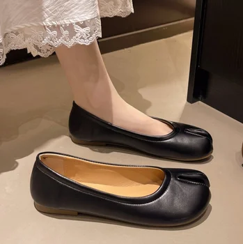 Tabi Ninja Shoes Woman Microfiber Leather Comfy Flats Split Toe Slippers Soft Bottom Loafers Brief Ladies Trotter Moccasins 2025 1