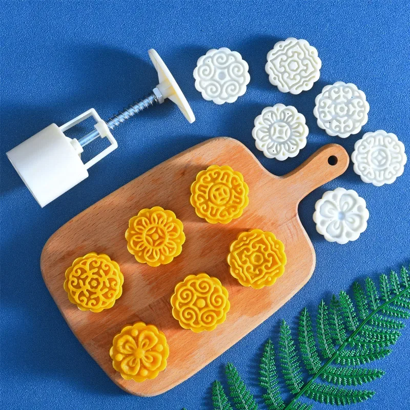 Lot De 4 Petits Moules à Biscuits Et Décorations Gâteaux – Pour Fondant, Pâte D’amande, Argile – Qualité Alimentaire