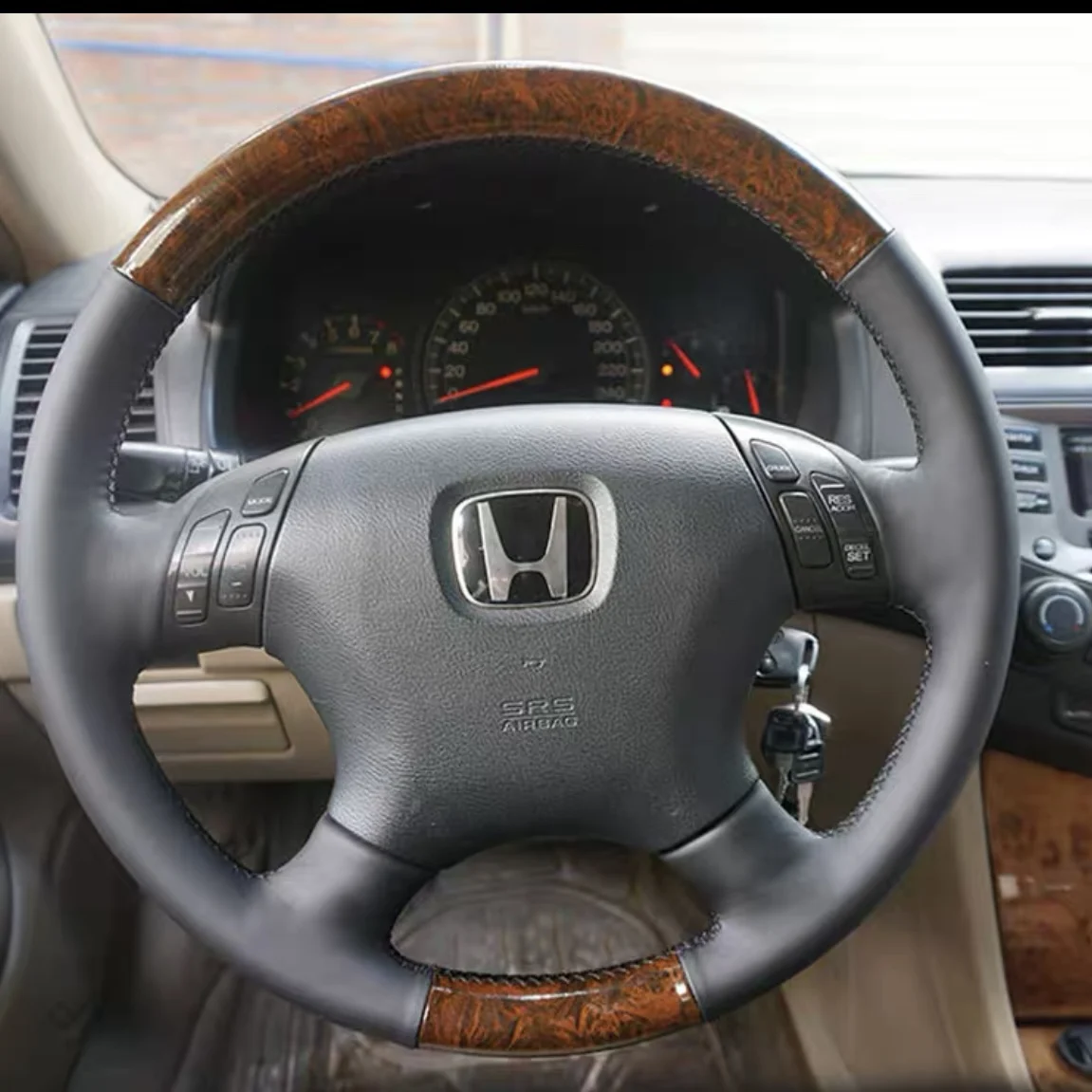 

Hand-Stitched Car Steering Wheel Cover Anti-Slip Breathable Grip Leather Wrap For Honda Accord Odyssey Interior Car Accessories