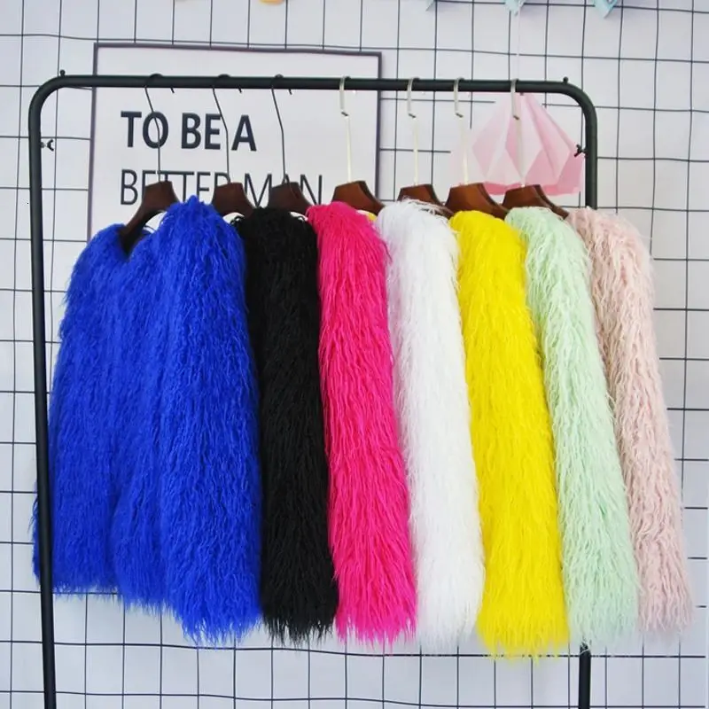New Hot Selling Solid Color Faux Beach Wool Fur Coat Multi-Color Optional Comfortable Soft Short Women's Faux Fur Coat