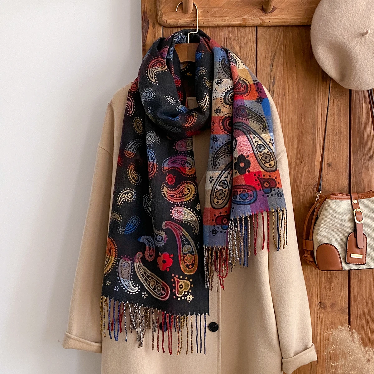 National Style Paisley Print Scarf Soft Warm Long Tassel Pashmina Shawl Autumn and Winter Outdoor Coldproof Windproof Blanket