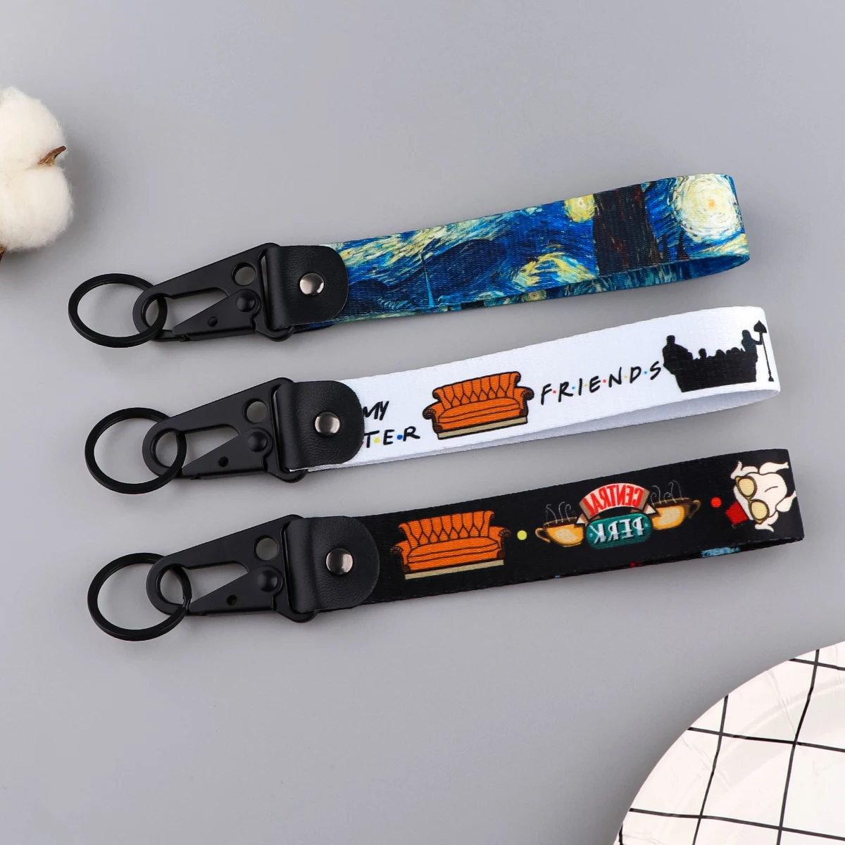 

Keychain Cool Keys Holder for Motorcycles Cars Key Tag for Men Women Key Fobs Jewelry Accessories Fashion Key Ring For Fan Gifts