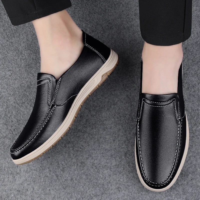 Men Shoes 2023 High Quality Slip on Leather Casual Shoes Spring and Autumn Round Toe Solid Low-heeled Outdoor Daily Work Shoes