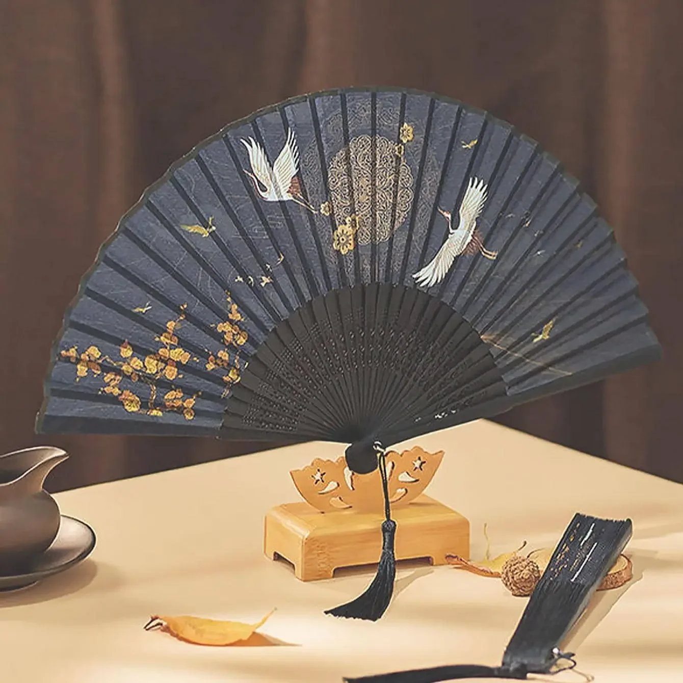 1pc-Chinese Vintage Style Folding Fan Silk Handheld Fan Foldable Bamboo Framed Decorative Folding Fans for Wedding Party folding fan hand fan silk fans