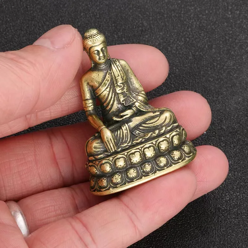 Vintage Shakyamuni-Figur aus Messing - Massive Miniatur-Skulptur mit detailliertem, strukturiertem Design, antike Ausführung, Dekoration für Zuhause