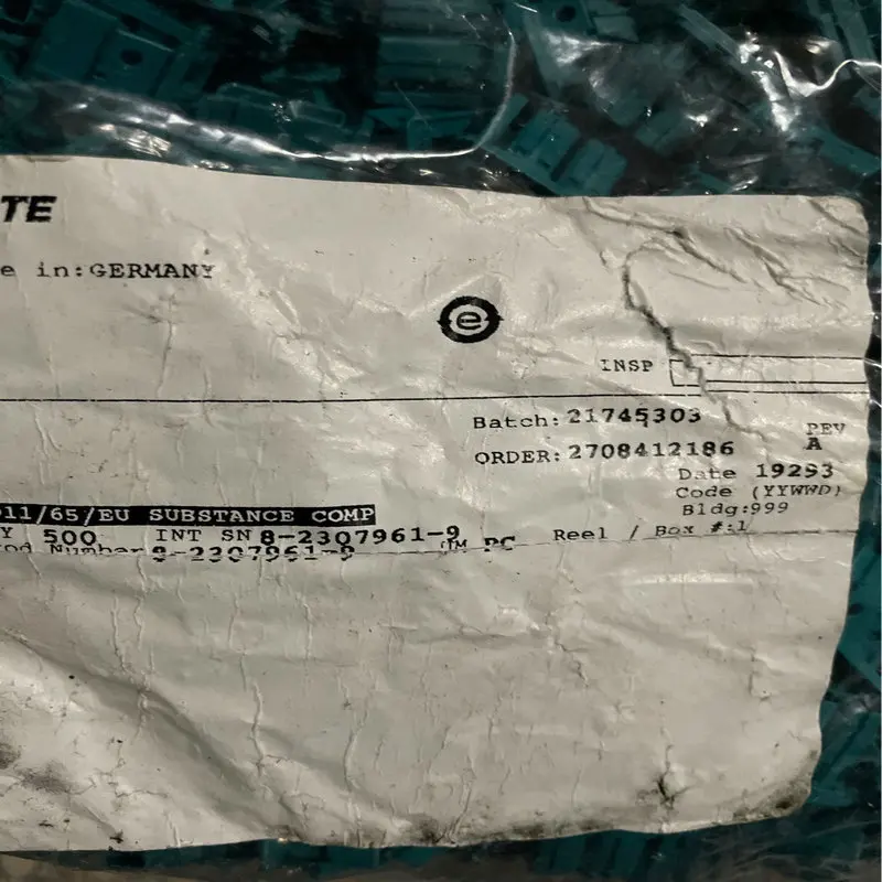 

200PCS TE original connector 8-2307961-9