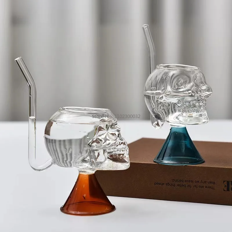 

Creative Skull Vampire Wine Glass Transparent Filtered Glass Red Wine Glass Cocktail Glass Personalized Halloween