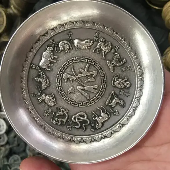 

Antique old antique silver bowl miscellaneous silver copper ornaments twelve zodiac fortune