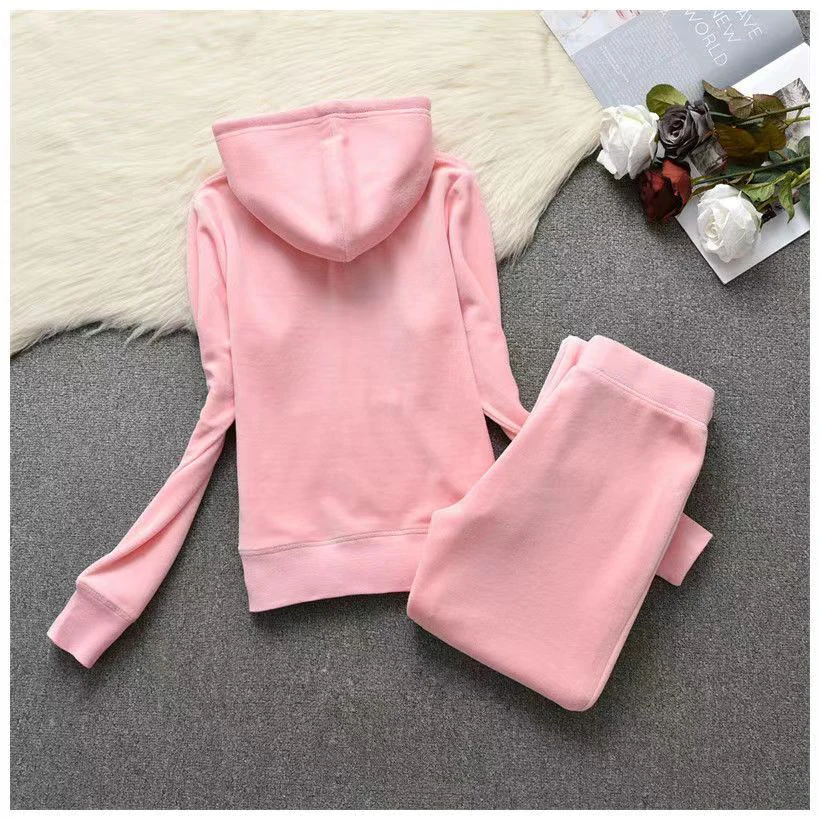 Рисунок 2 - Женский спортивный костюм Y2k