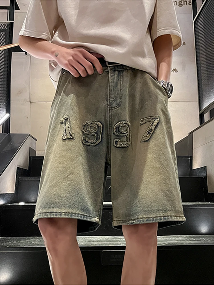 

Fashion Men's Denim Shorts High Street Vintage Y2K Style Men's Jeans Shorts Distressed Wide Leg Denim Five-Pocket Shorts