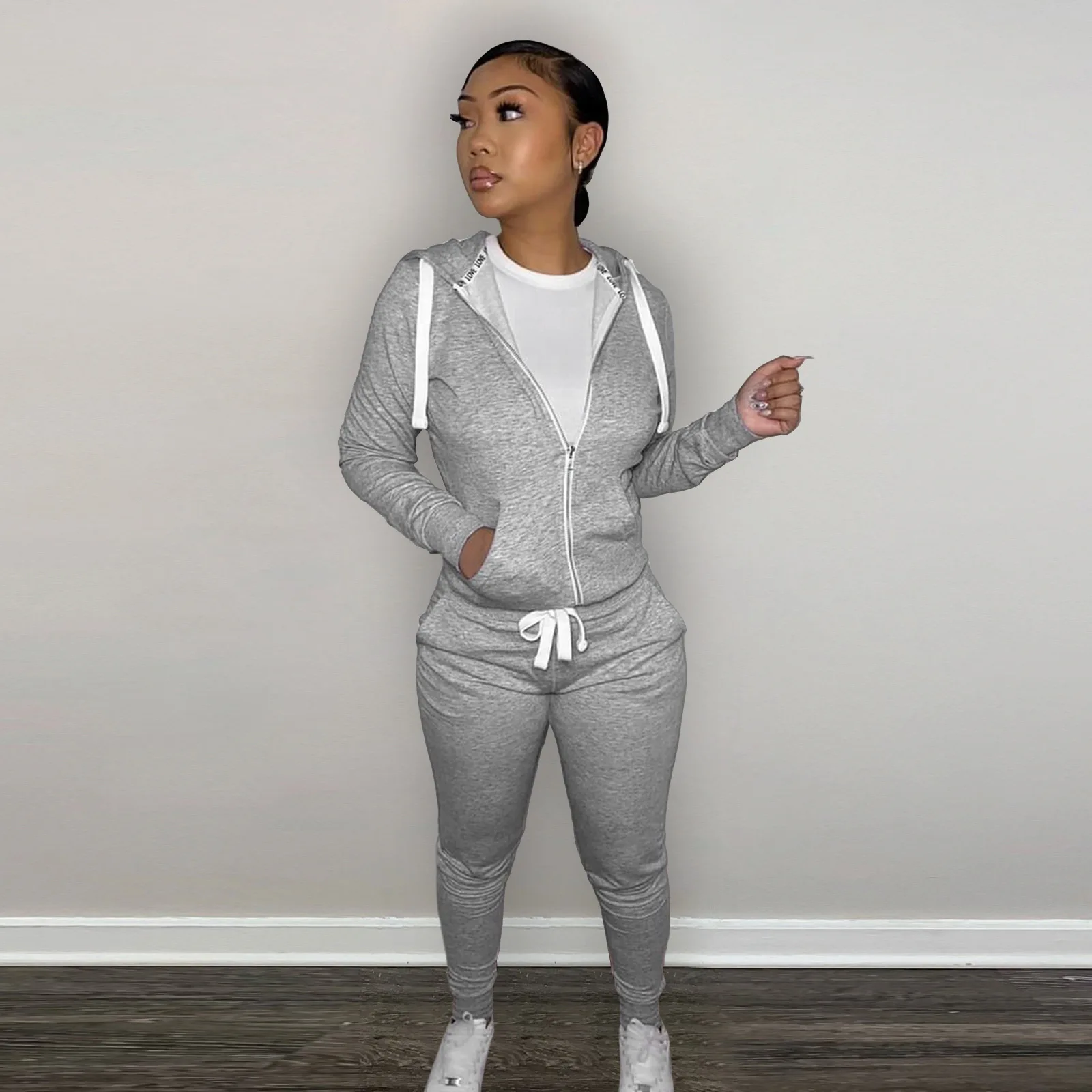Women Tracksuit Outfits Fall Winter Fashion Sweatpants And Hoodie Set Cotton Thick Fleece Ladies Sweatsuit Two Piece Jogger Set