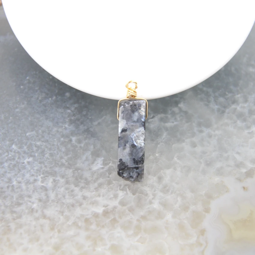 Black Labradorite