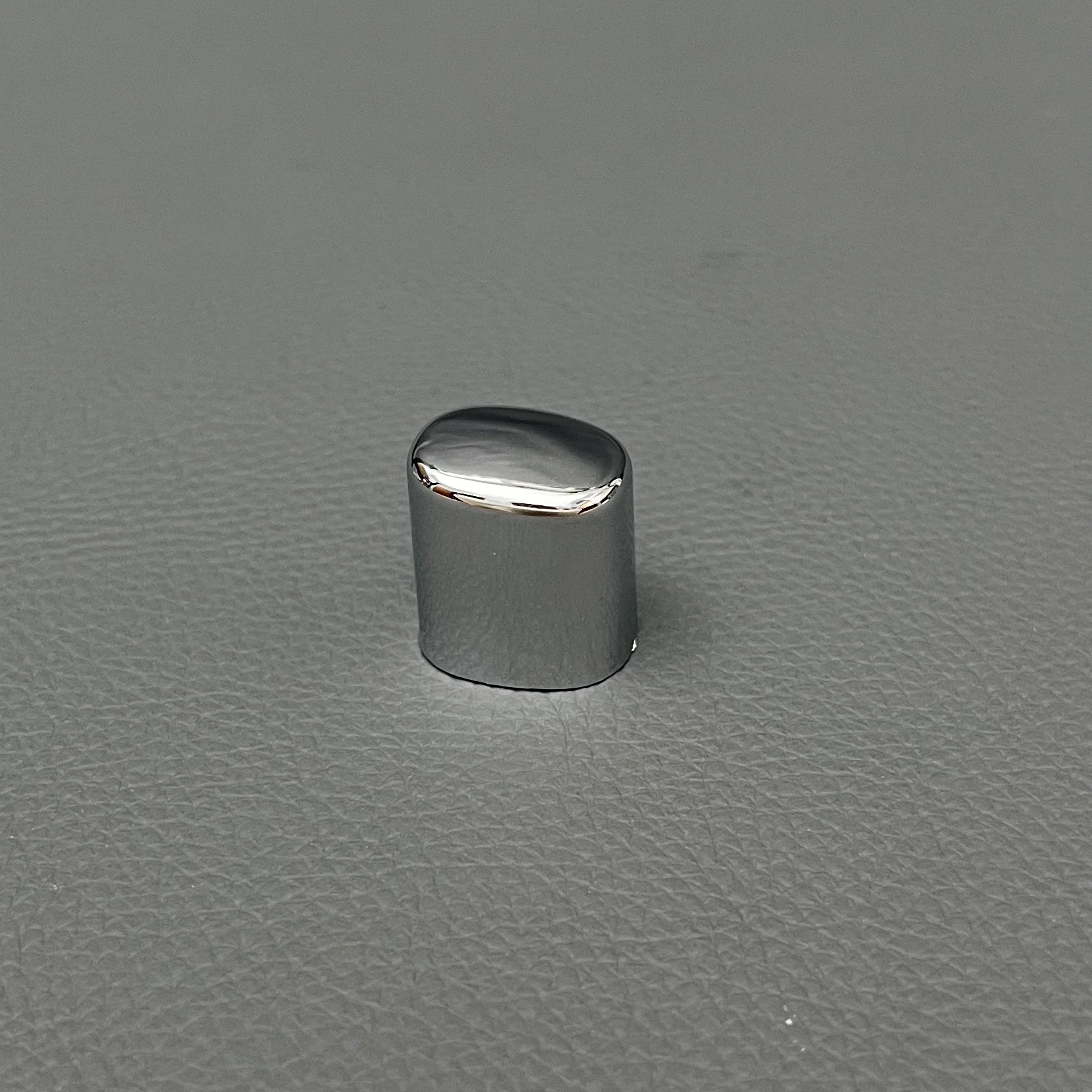 Chrome Handbrake Lever Push Button Cover 1J0711323D For VW Golf 4 GTI R Jetta Variant A4 Bora MK4 MK5 GLI Beetle Car Accessories handbrake button cover