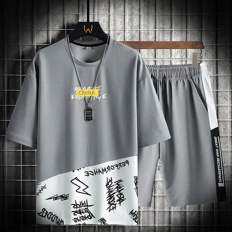 

2024 Summer New Mens Fashion Two Pieces Set Short Sleeve Tshirt and Shorts Male Casual Sports Suit Harajuku Streetwear Mens Set
