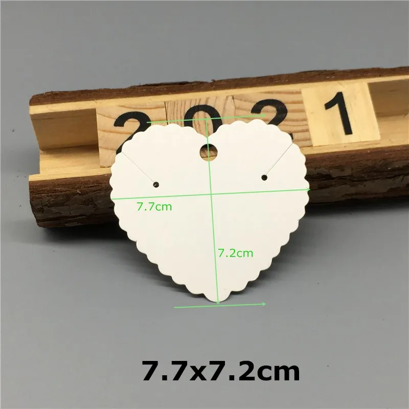 Рисунок 6 - 7,7x7,2 см, ожерелье