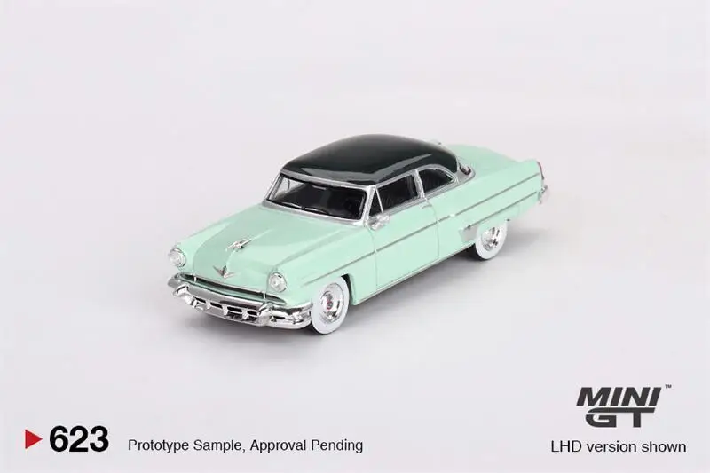 

MINI GT 1:64 Капри 1954 Parklane зеленый/Bloomfield LHD зеленый литая модель автомобиля