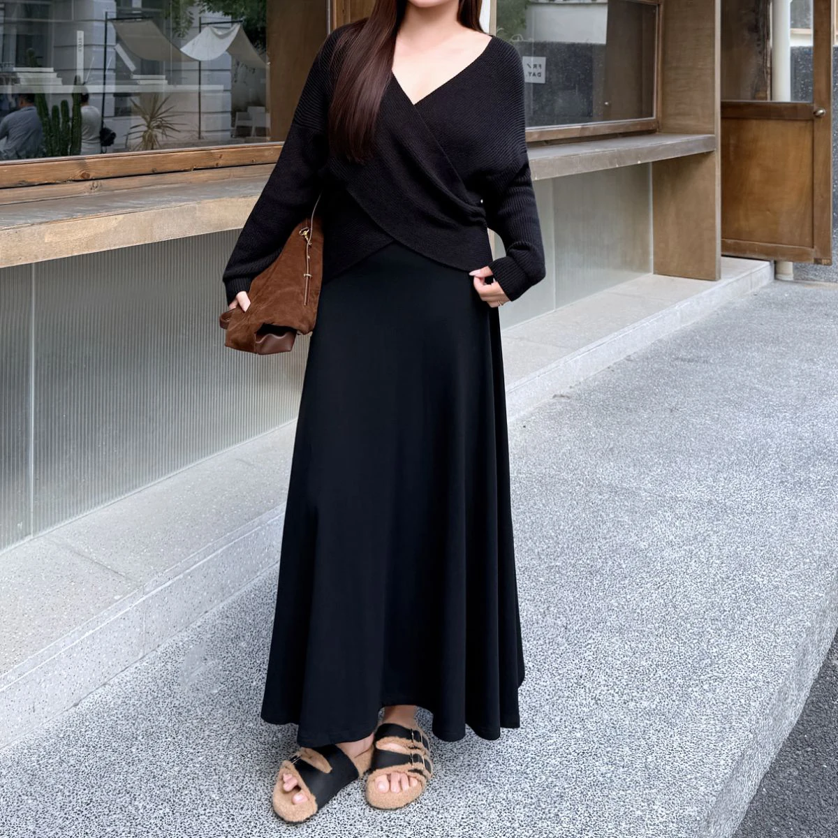 XXXXL Fashion Plus Size Women Skirts Premium Minimalist Black High Waist Velvety A-Line Ball Gown Bottoms For Winter 9336