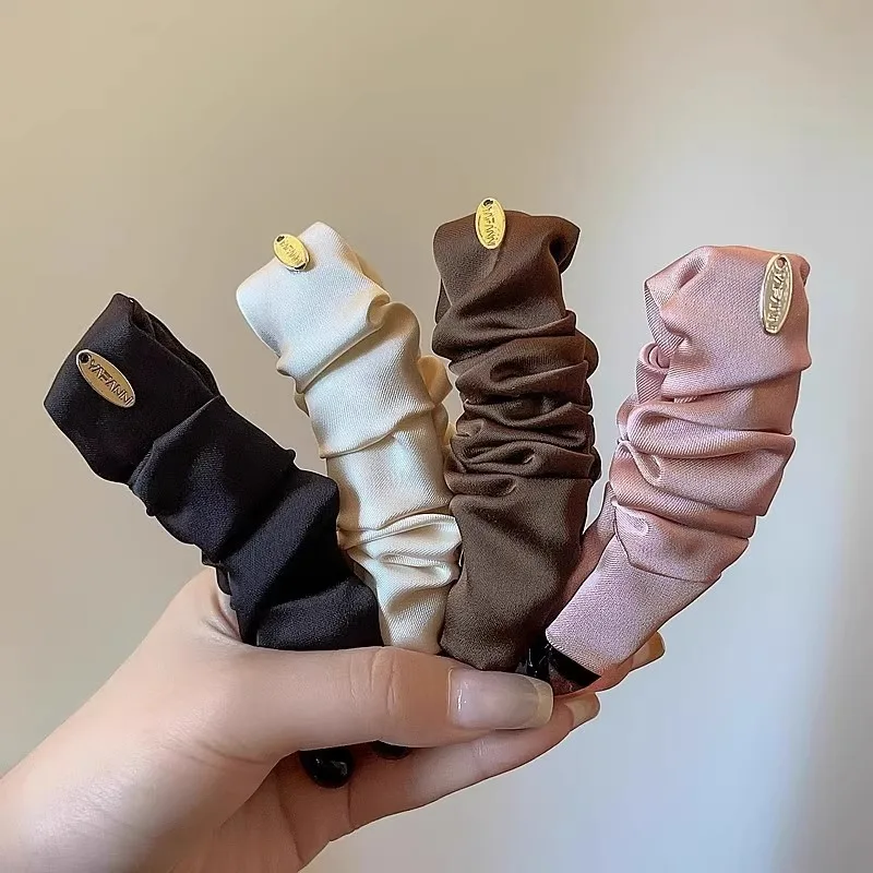 Korean Style Solid Color Silk Gold Label Hair Claw Women Girls Elegance Sweet Hairpin Barrette Simple Fashion Decor Hair Clips