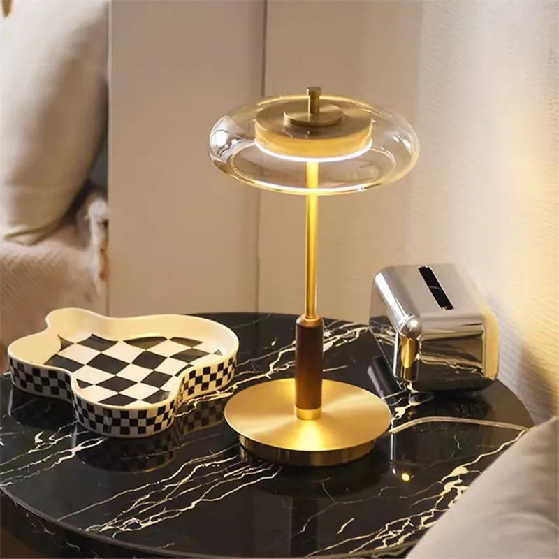 Vintage walnut wood Table Lamp Luxury led Brass lamp Gold Art Mushroom Light For Bedroom Living Room Study Bedside Lamps