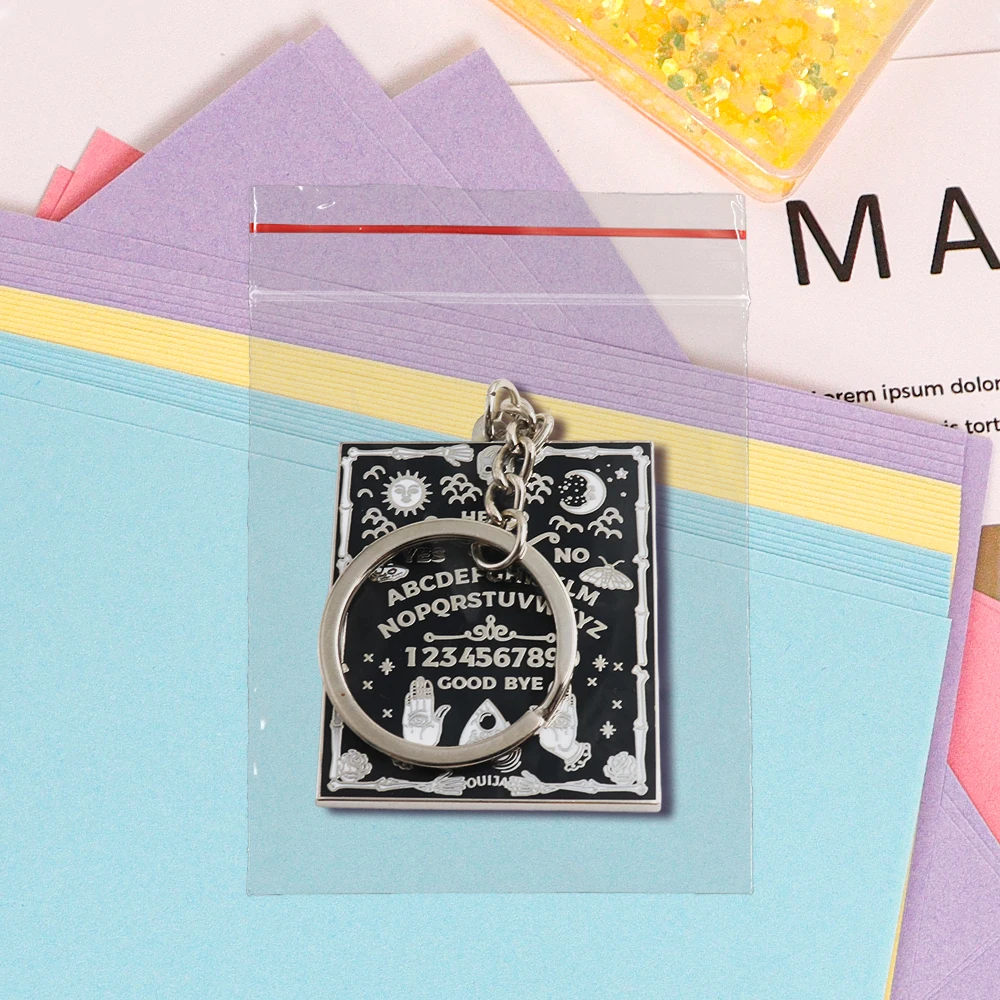 Vintage lustige Tarot Schädel Ouija Board Wahrsagerei Schlüsselanhänger magische Hexe Geist Gothic schwarz Schlüsselanhänger Anhänger Fans Geschenk Abzeichen Zugang – Detail 7