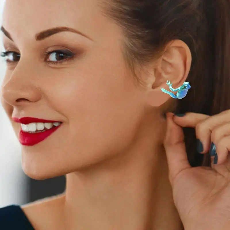 Рисунок 6 - Ювелирные изделия в виде лягушки