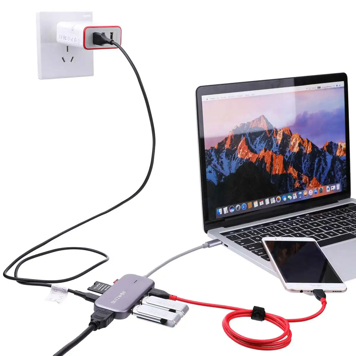 Adaptateur Blitzwolf BW-TH5 7-en-1 USB-C avec HDMI 4K, 3 USB 3.0, Lecteur  de Cartes SD/TF 