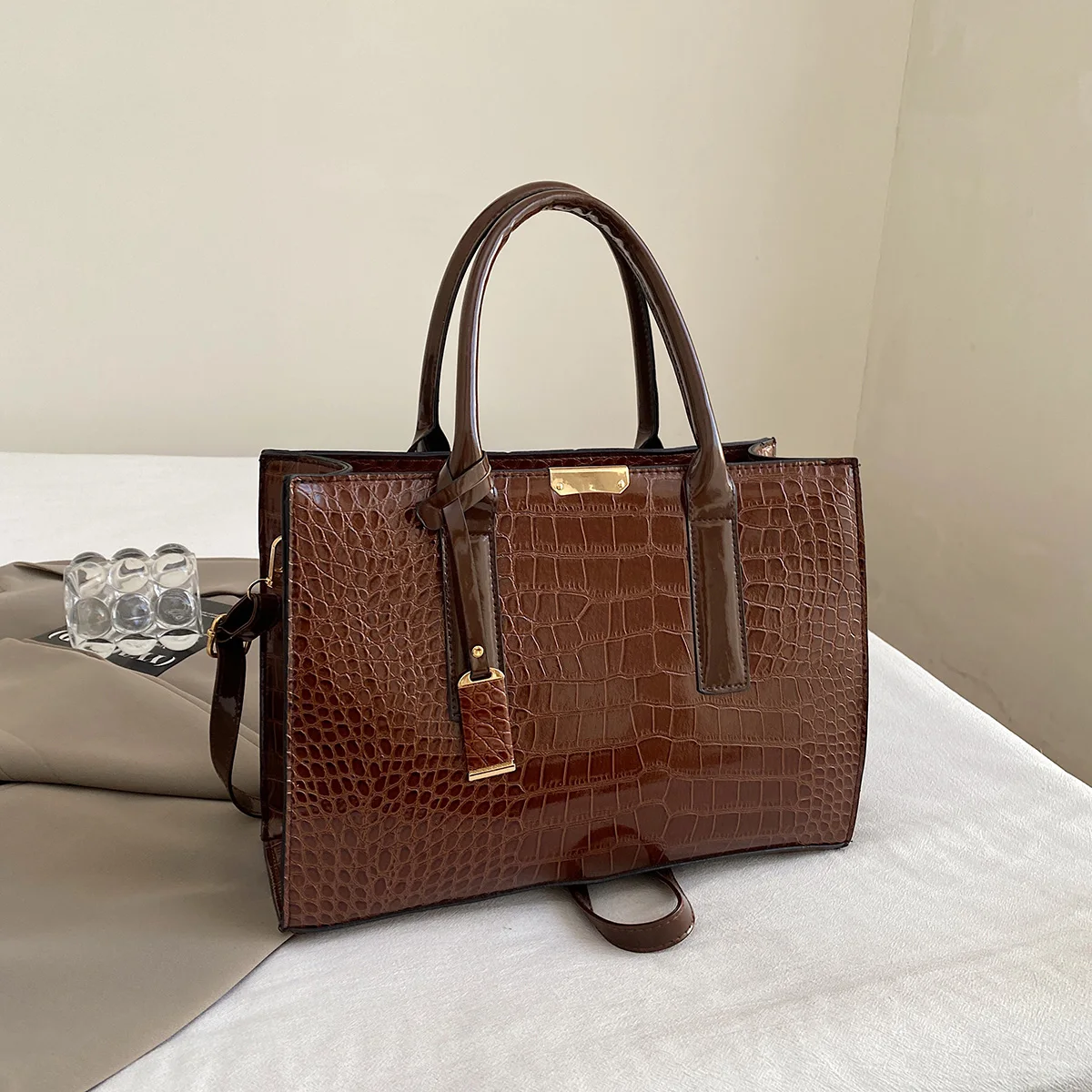 Crocodile Women's Crossbody Patent Leather Women's Messenger Bag Bag High Quality Ladies Handbag