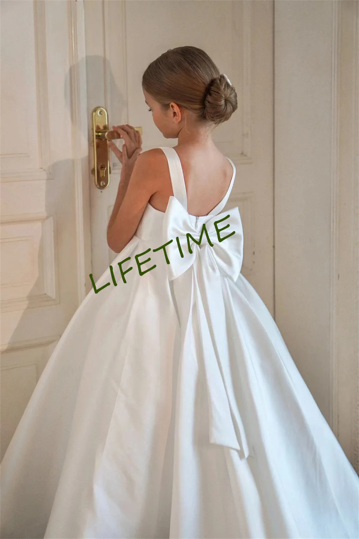 Flower Girl Dresses Simple Birthday Party First Communion Dresses Sleeveless for Wedding