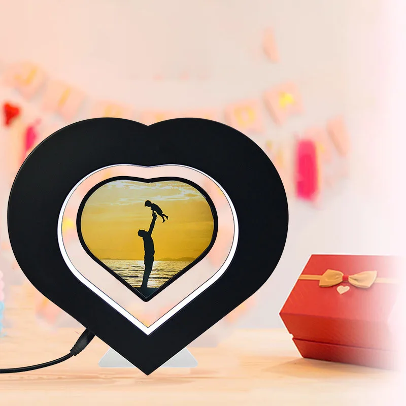 

Magnetic Levitation Heart-Shaped Plastic Photo Frame Creative European Pvc Plastic Creative New Strange Logo Practical Wedding