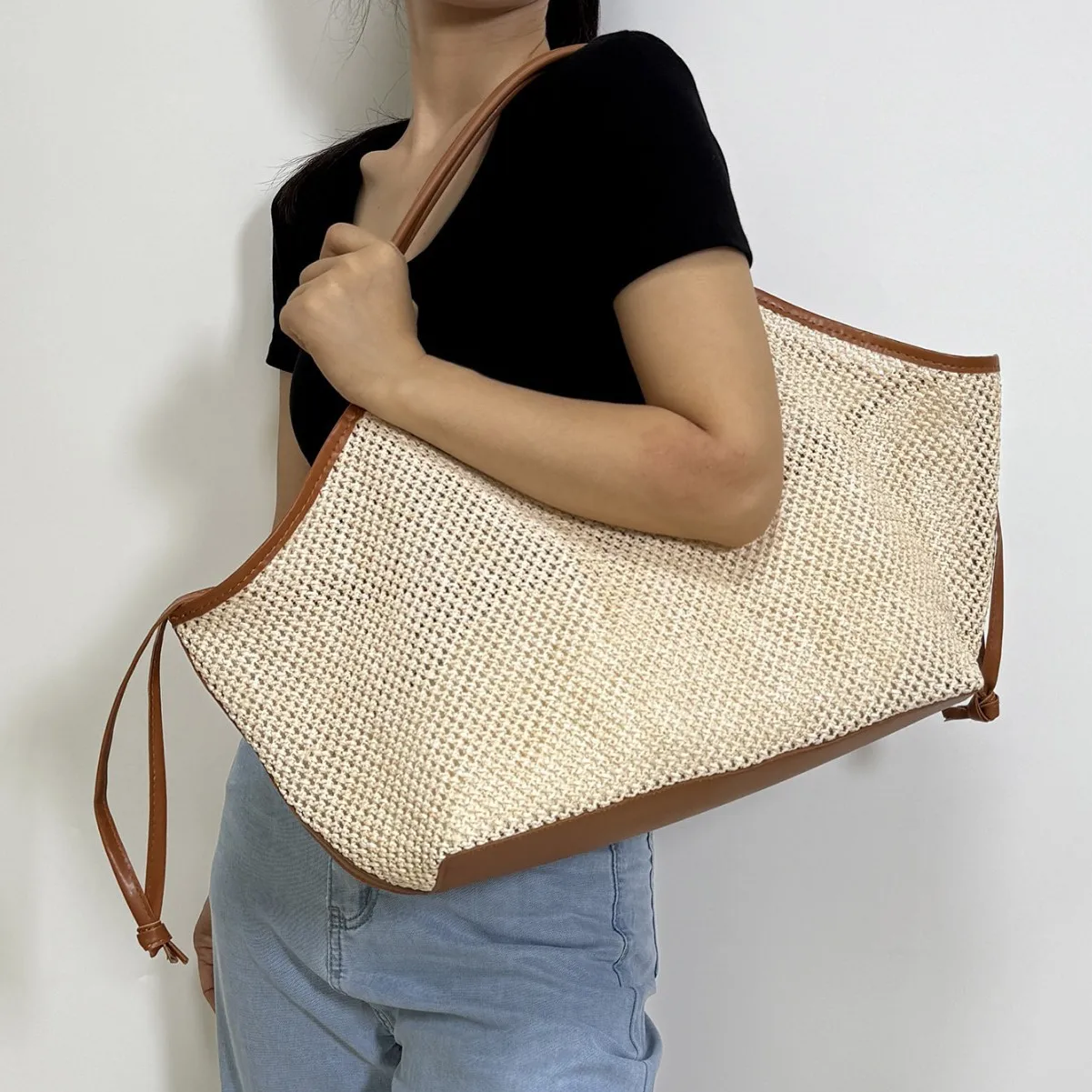 NEW Hollow Mesh Wing Tote Bag Luxury Designer Shoulder Bag for Women Large Capacity Fishing Net Handbag Top Handle Shopper Purse