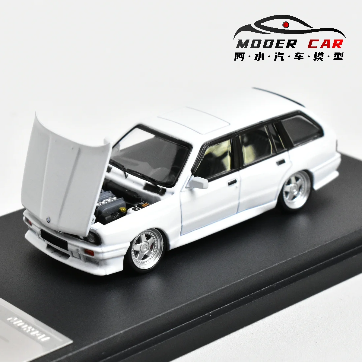 Mortal 1:64 E30 Wagon Diecast Model Car 5