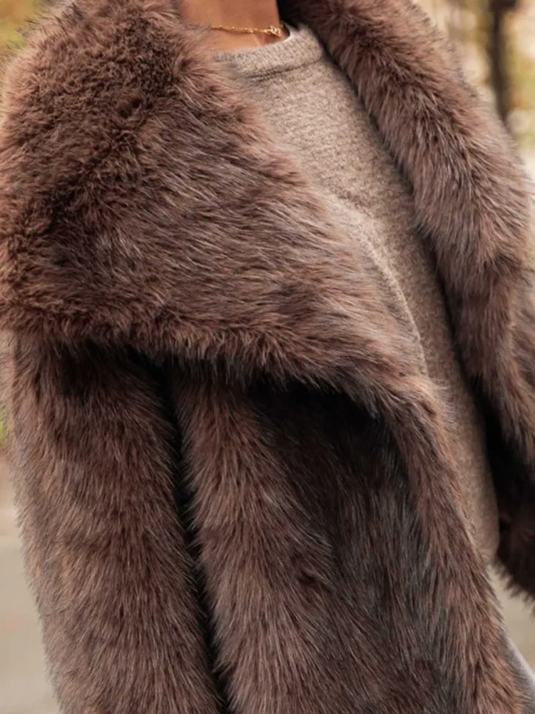 2024 Vintage Faux Fur Short Coats Women Retro Thick Large Cuffs Solid Fur Coat Female Winter Warm Lady Chic High Street Outwear 6
