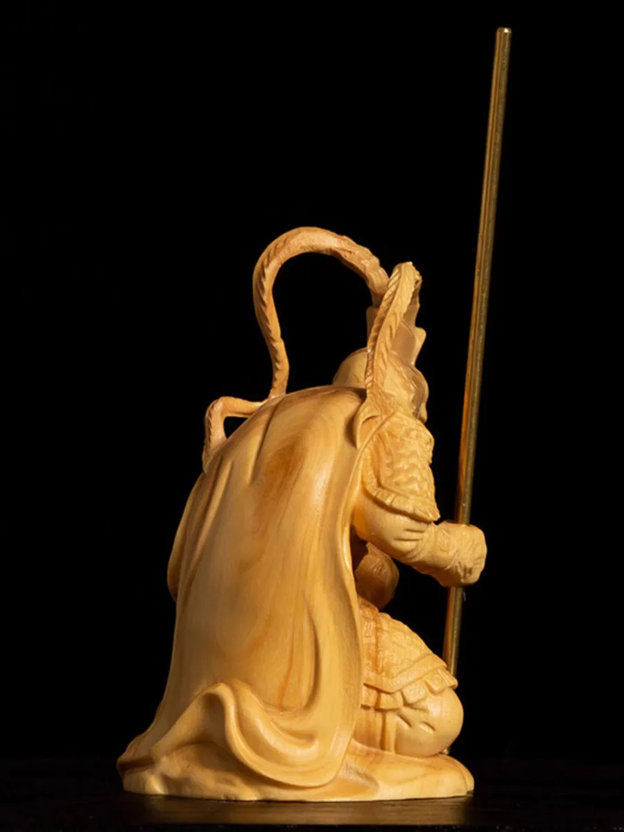 Huangyang wood carving, solid wood, Sun Wukong figurine, Qi Tian Da Sheng handicraft, living room ornament