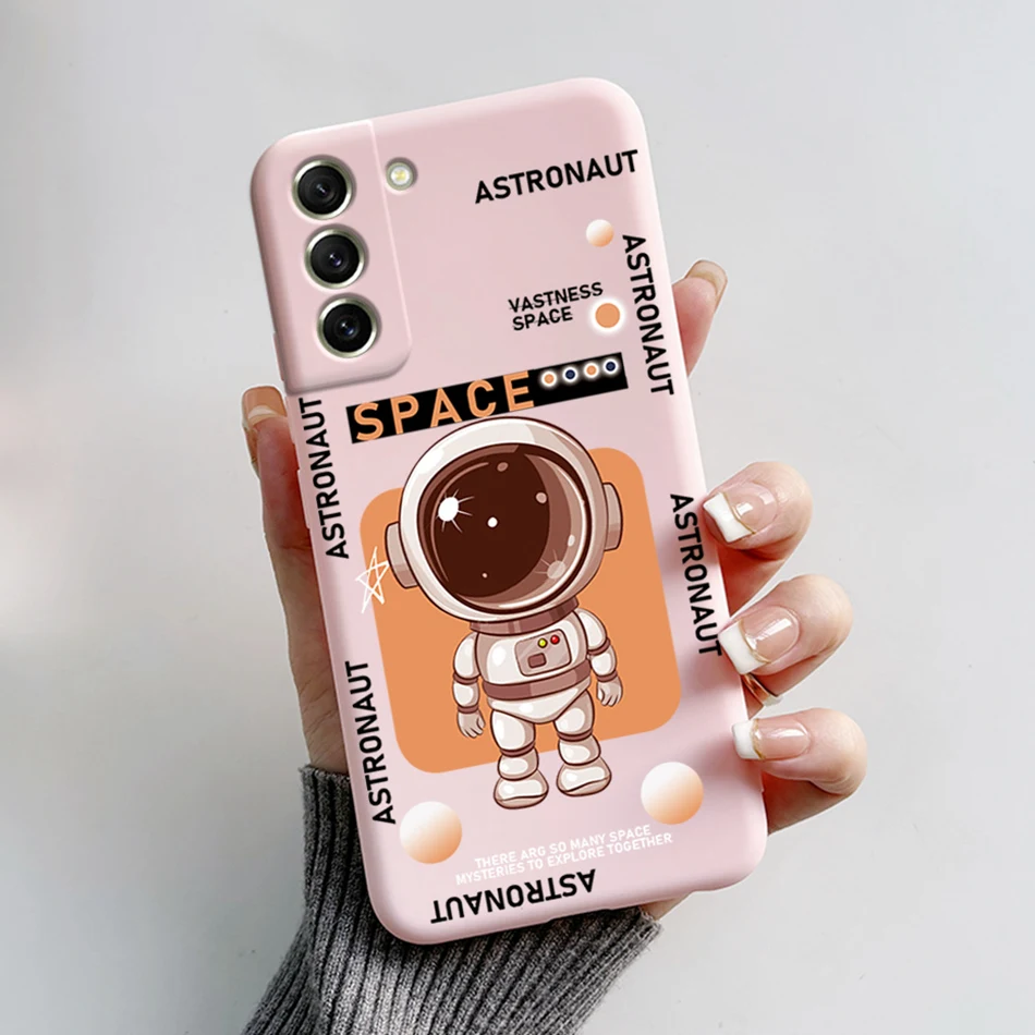Astronaut Silicone Phone Case - Protective Cover with Space-Inspired Design