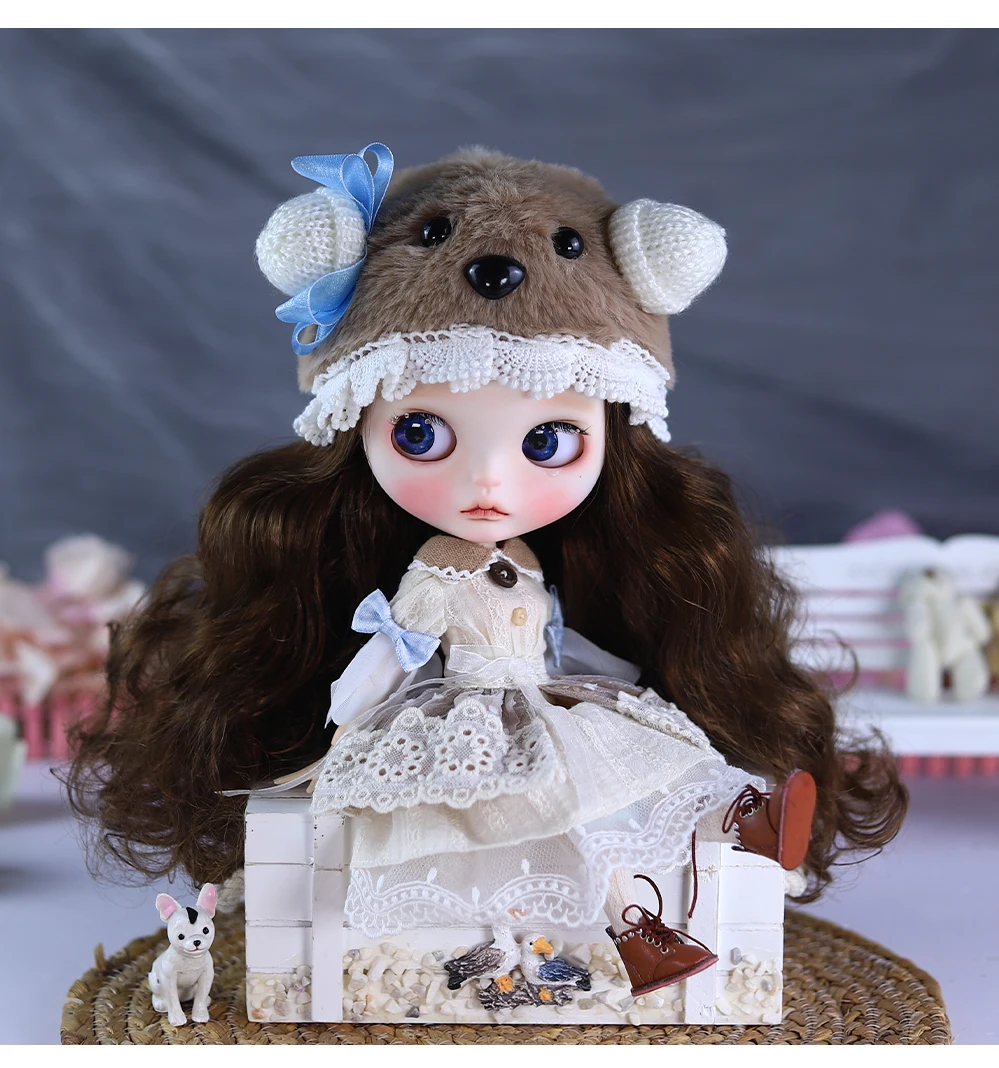 Neo Blythe Doll Brown White Lace Dress with Bear Cap & Socks 6
