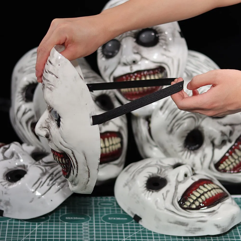 1 Pcs Grey Scary Halloween Mask Smiling Demons Horror, 9" At Rs 140/piece In Mumbai