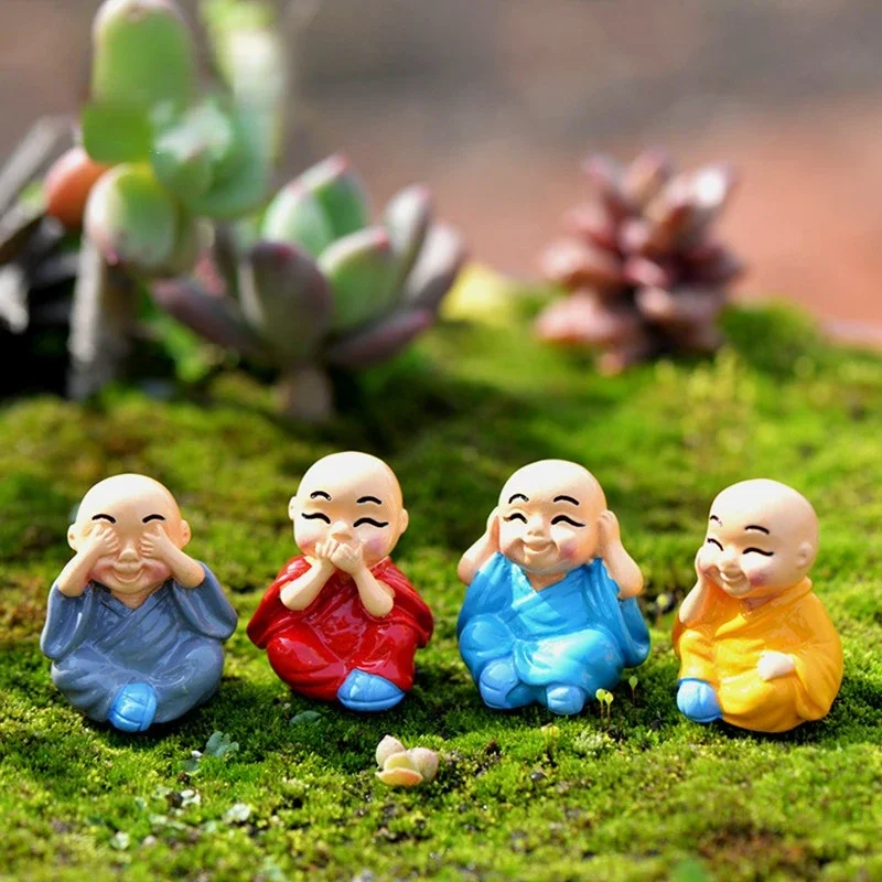

4Colors Miniature Monks Figurine Bonsai Decoration Mini Garden Cartoon Character Figure Statue Model Anima Resin Craft Ornaments