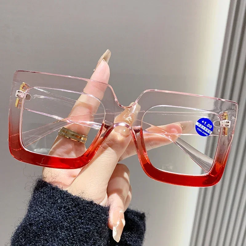 Women's Retro Geometric Transparent Reading Glasses