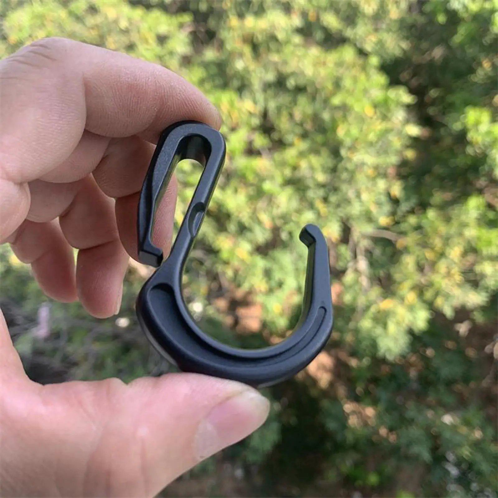 

Plastic Strap Hook Webbing S-Shaped Holder Buckle Detachable Moveable Holder for Backpack Tape Hiking Leads Bags Webbing Bags