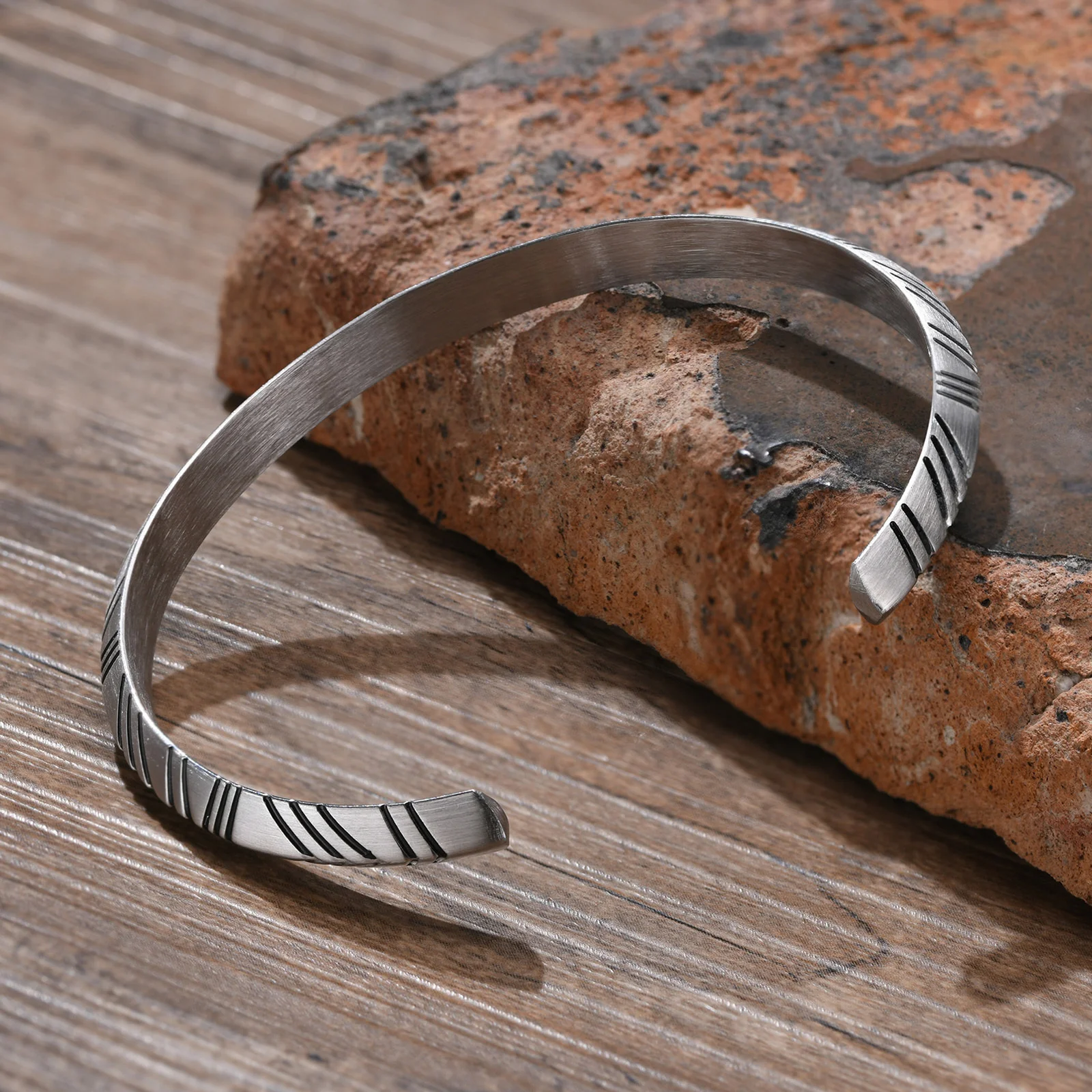 Vnox Vintage Norse Viking Cuff Bangle for Men Stainless Steel Tribal Arrow Almut Male Bracelet Rock Punk Boy Retro Jewelry stainless steel bracelet metal bracelet