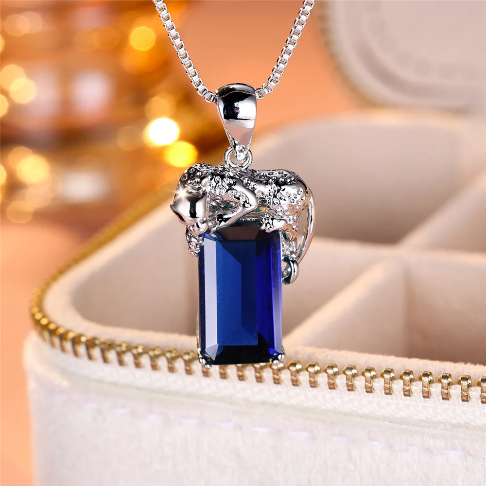 Luxury Female Crystal Green Zircon Stone Sqaure Pendant Necklace Vintage Silver Color Wedding Jewelry For Women