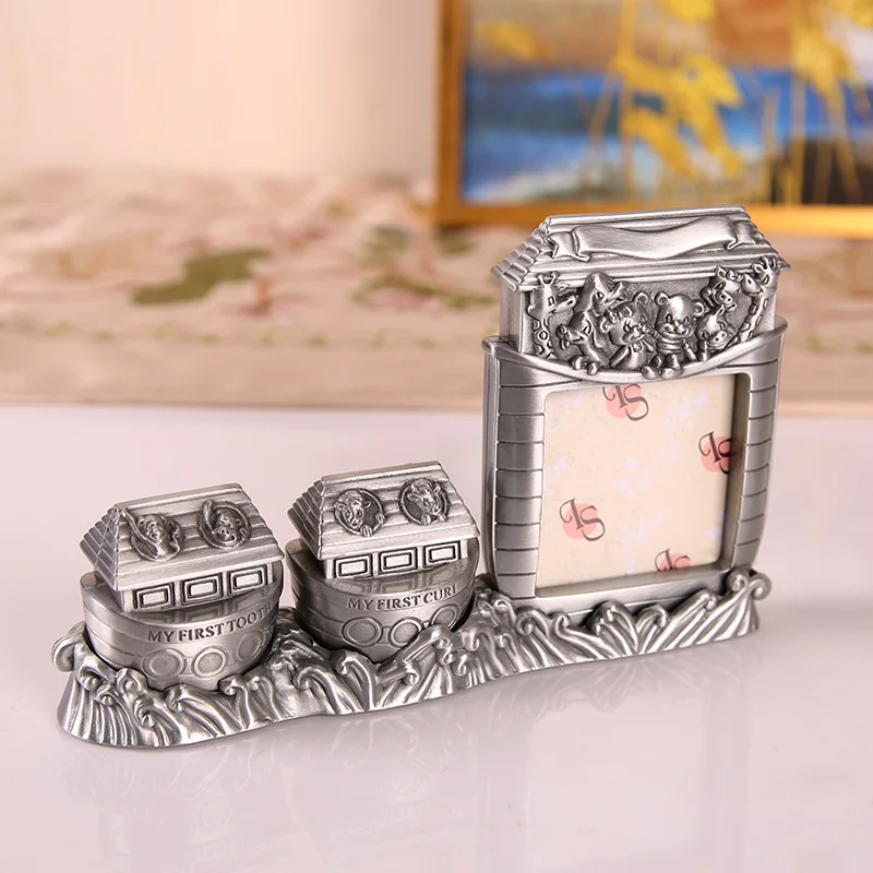 Fetal Hair Box Metal Keepsake Tooth and Curl Box European Style Baby Collection Box for Kids Children Gifts