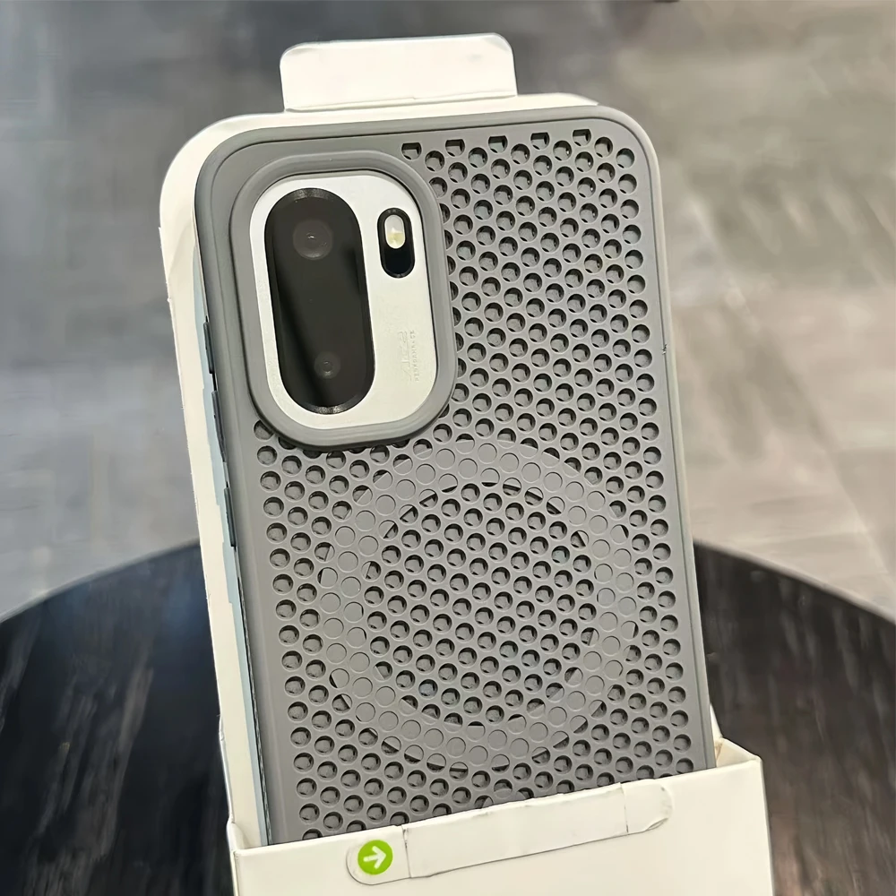 Luxury Heat Dissipation Magnetic Case with Cooling Breathable Mesh