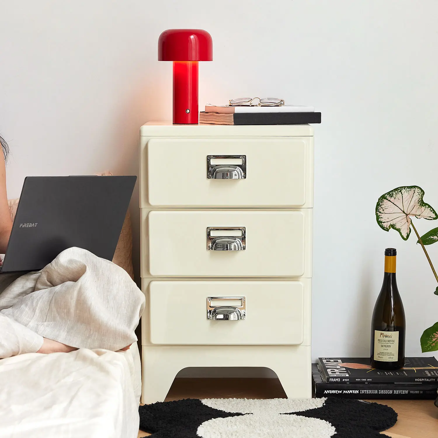 

Internet celebrity bedside table, retro three bucket bedroom storage cabinet, sofa side drawer cabinet, small unit