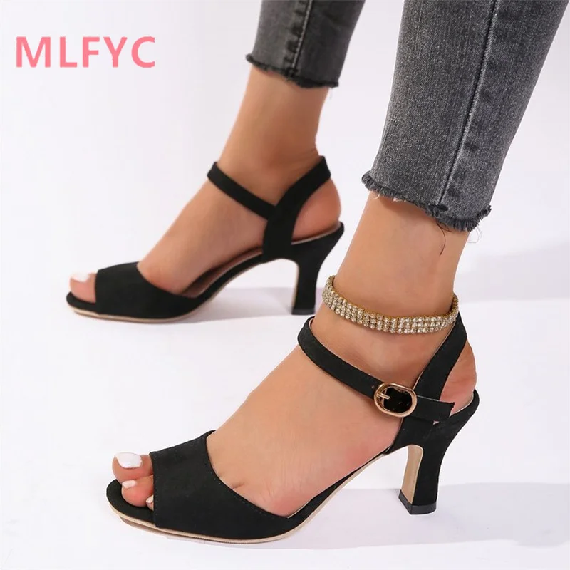 

Roman Sandals Women 2023 Europe and America Simple Fashion One line Buckle Strap Fish Mouth High Heel Sandals Women's Large