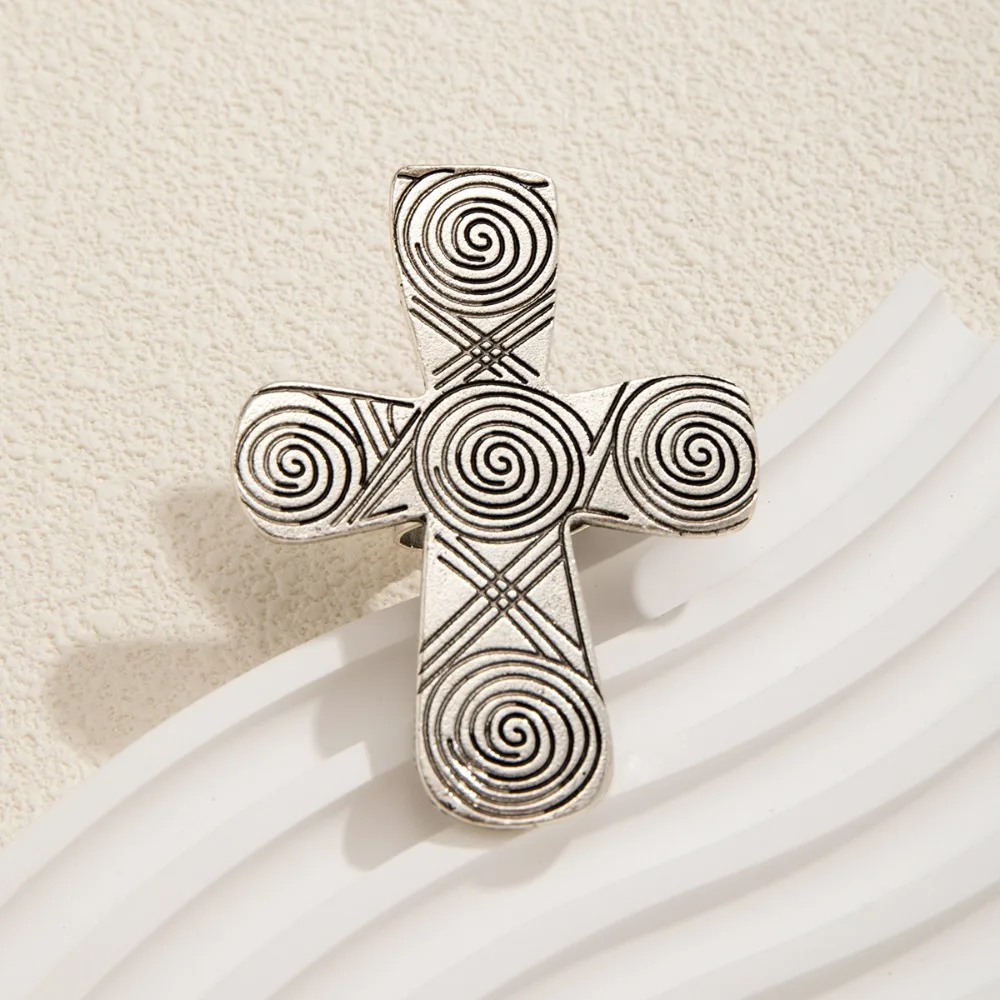 Anello statement donna con croce e cuore in metallo grande_voghion.com
