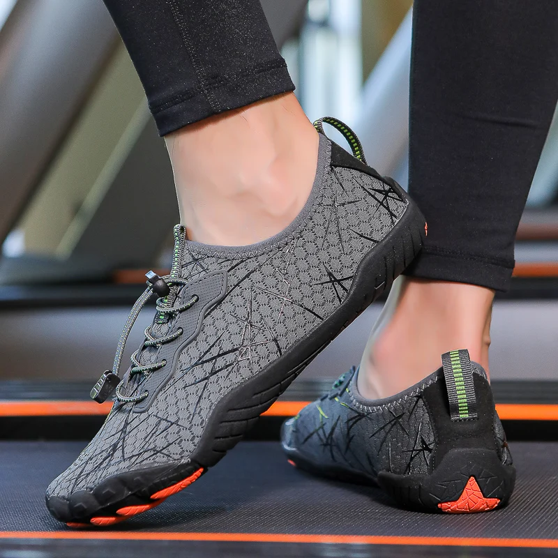 Swimming water shoes Women Men barefoot beach shoes Breathable sneakers Quick dry River saltwater Beach sneakers