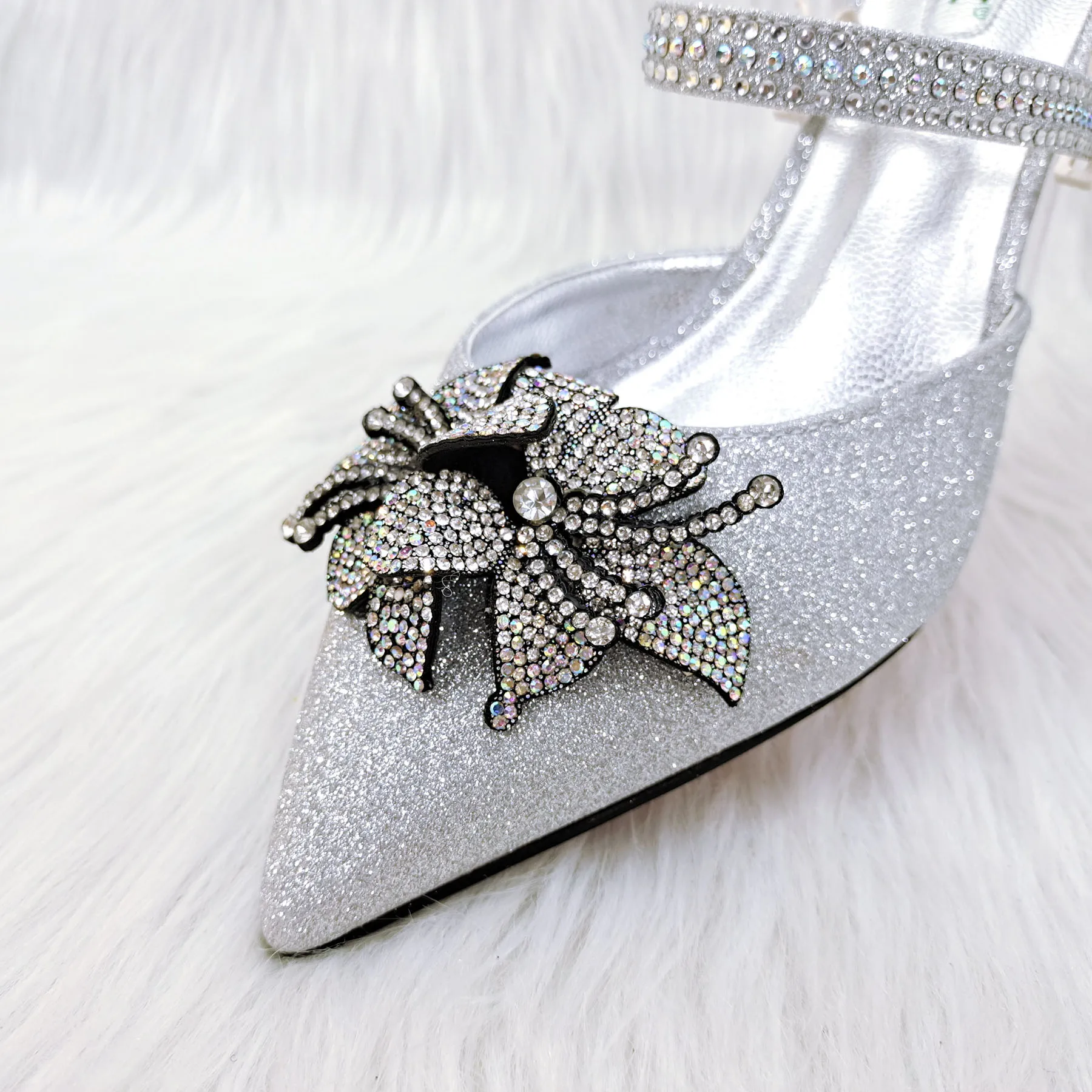Block Heel Silver Shoes And Bag To Match For Wedding Matching Bag Low Heel  Dark Silver, image size:1800x1800