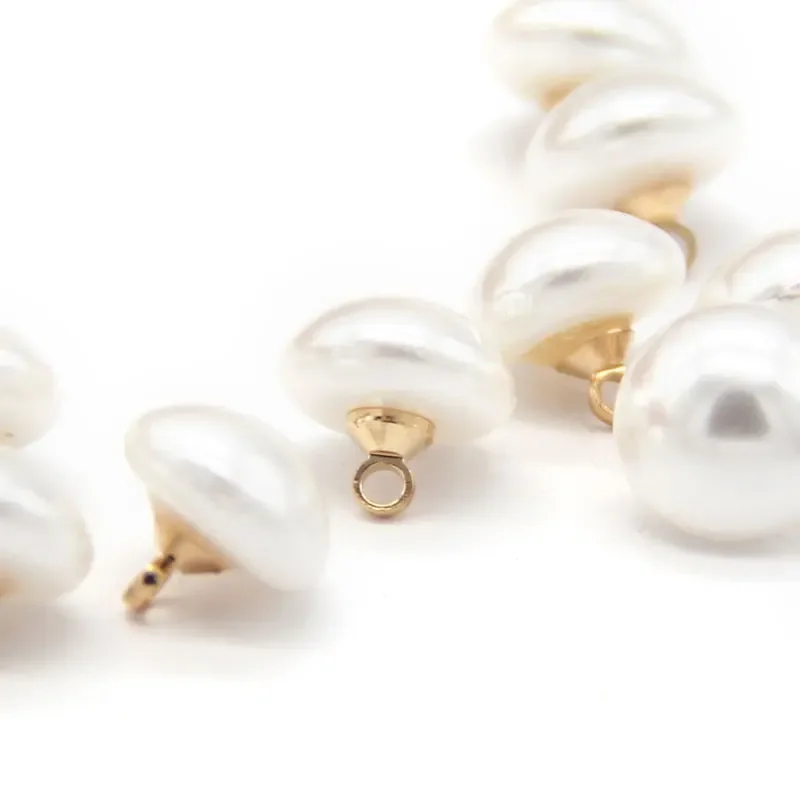 50 pz 10mm 11mm Rotondi Bottoni Perla Per Cucire Per Abbigliamento