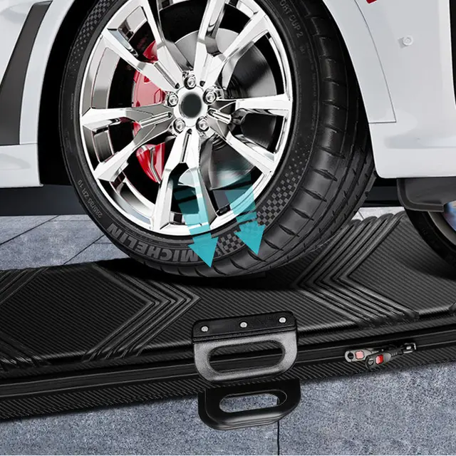 다기능 낚싯대 가방으로 모든 낚시 기어를 안전하고 편리하게 수납하세요.